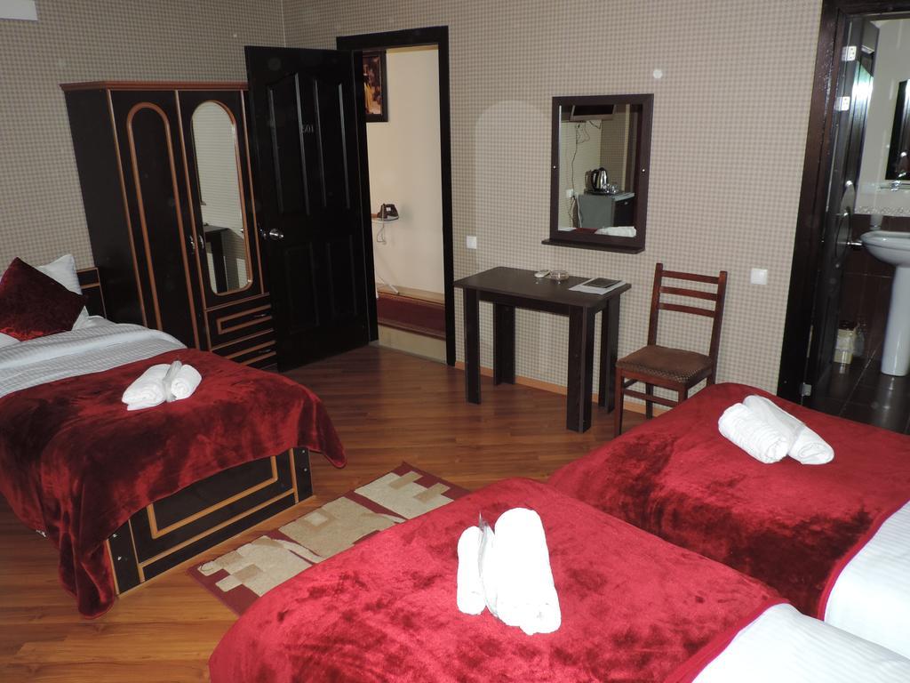 Begi Hotel Tiflis Exterior foto