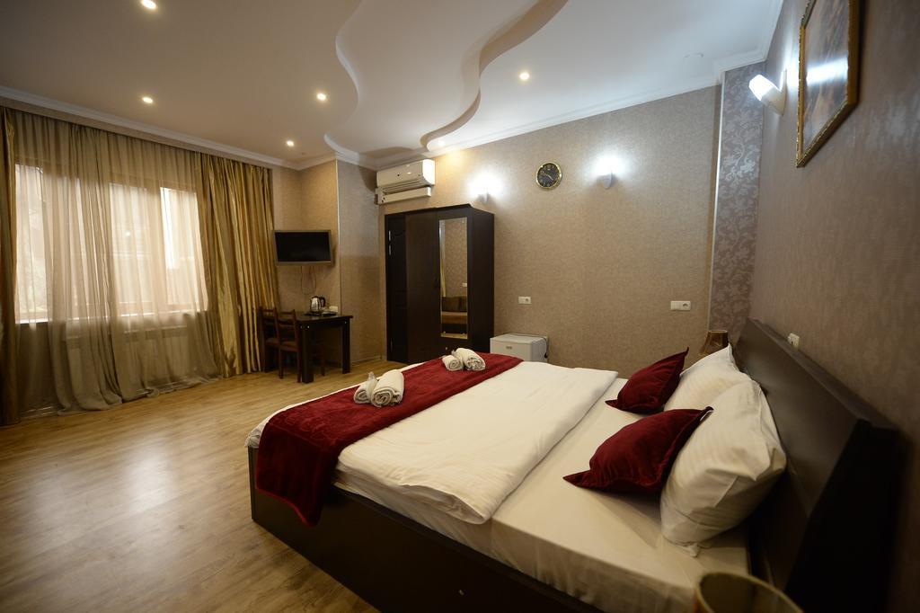 Begi Hotel Tiflis Exterior foto
