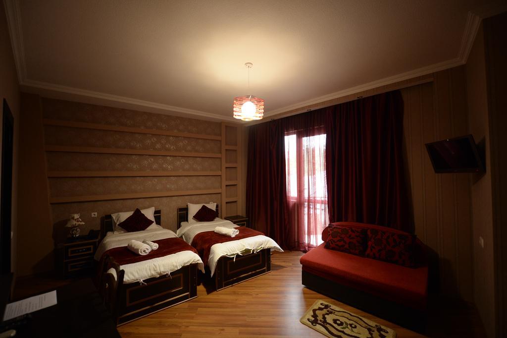 Begi Hotel Tiflis Exterior foto