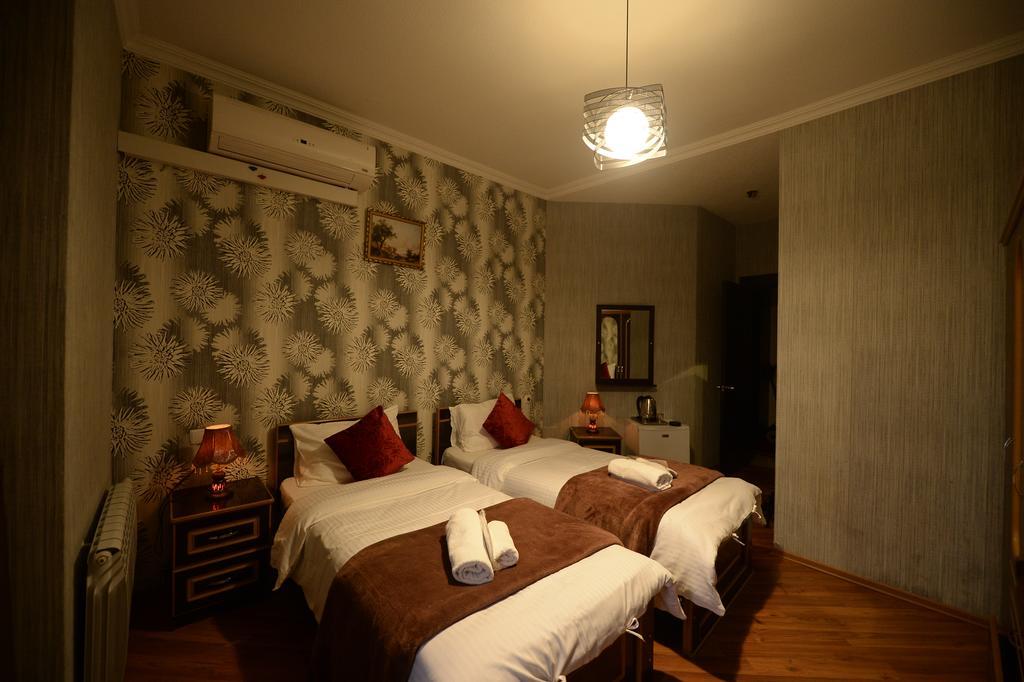 Begi Hotel Tiflis Exterior foto