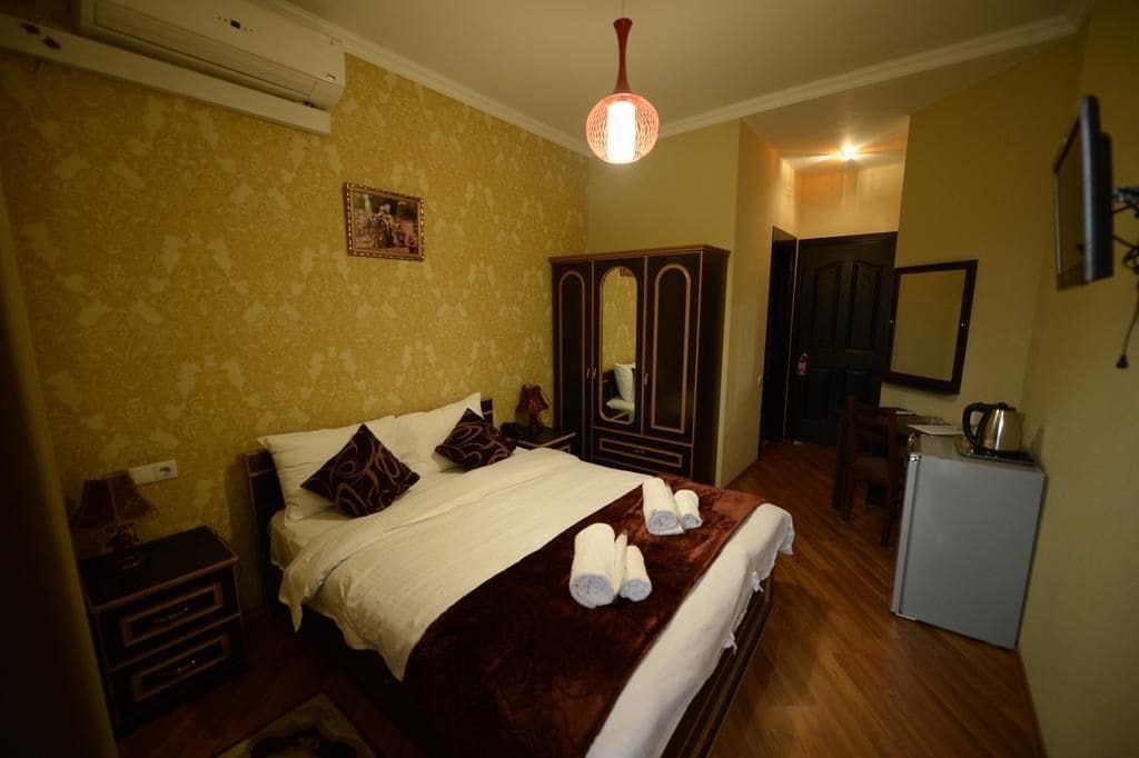 Begi Hotel Tiflis Exterior foto